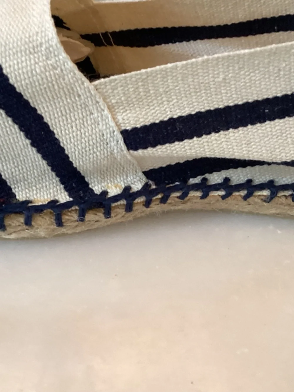 NAVY BLUE STRIPED CANVAS ESPADRILLE FLAT SLIP ON SHOE SIZE 37EU